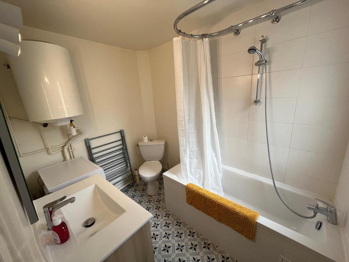 Apartament Le Voltaire Melun Zewnętrze zdjęcie