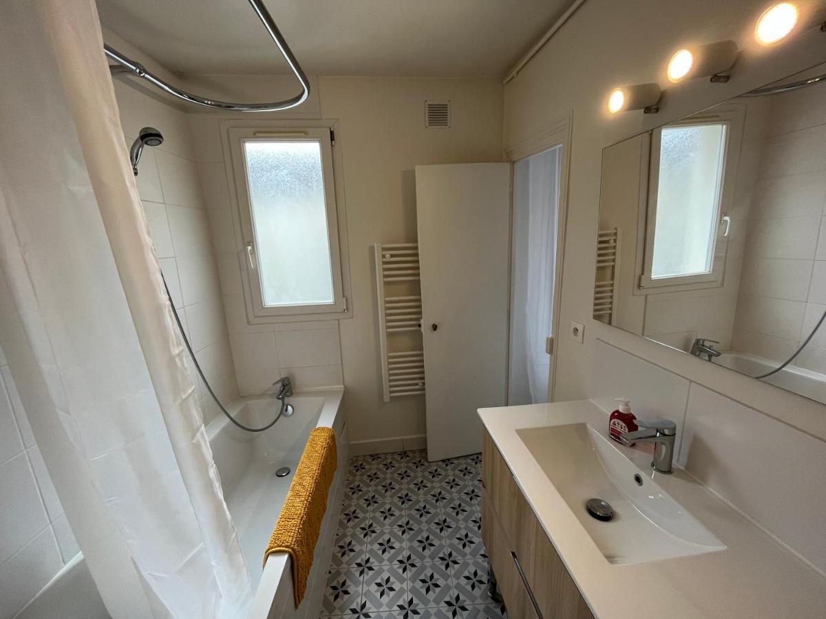Apartament Le Voltaire Melun Zewnętrze zdjęcie