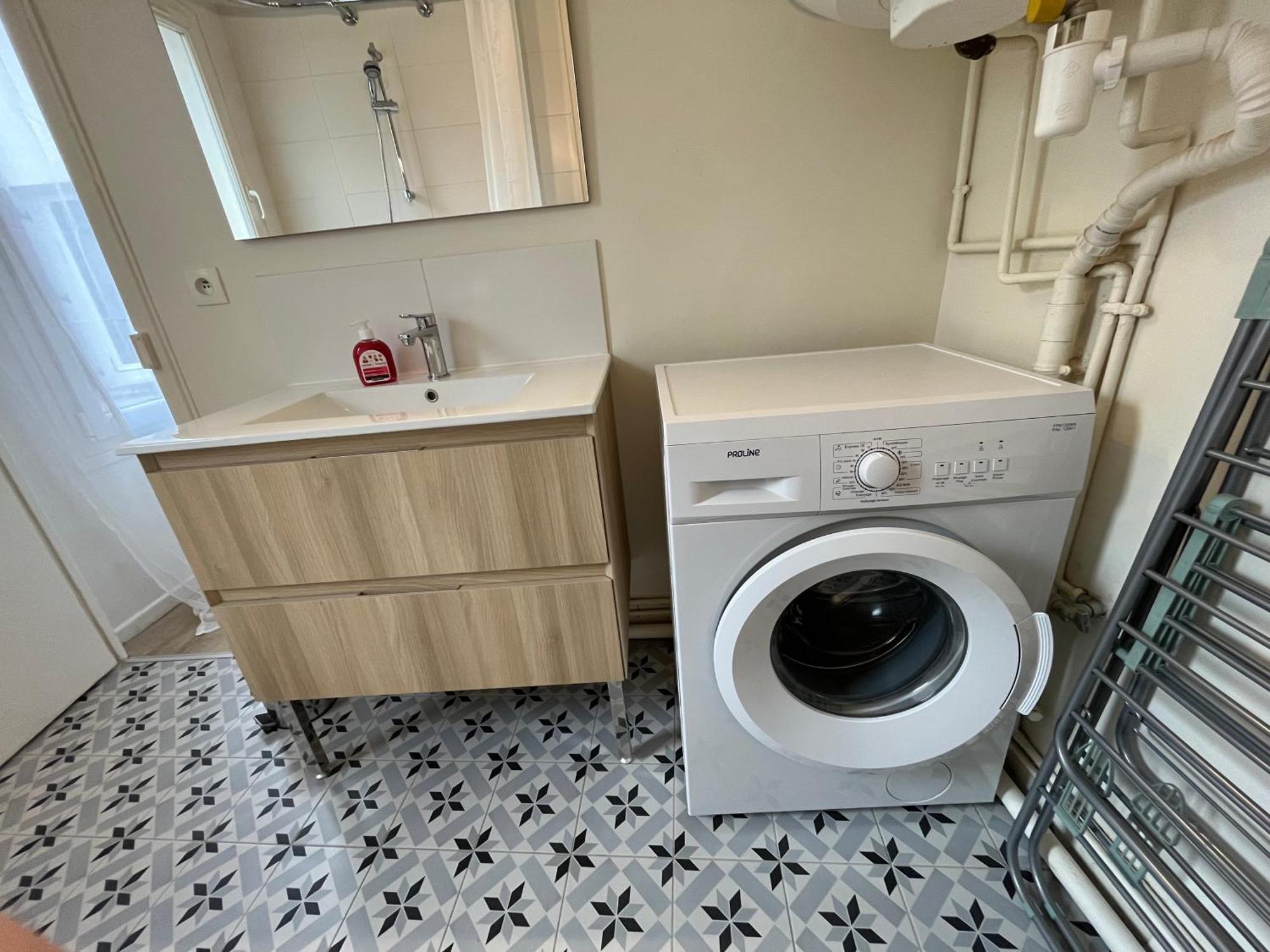 Apartament Le Voltaire Melun Zewnętrze zdjęcie